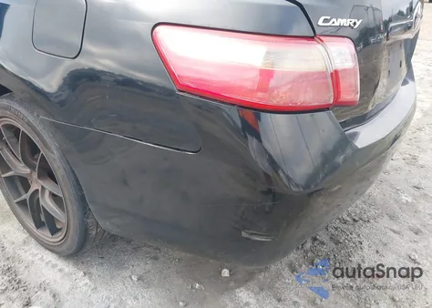 2007 Toyota Camry Le z USA, uszkodzony, nr VIN 4T1BE46K87U609071